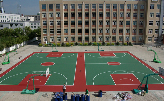 学校丙烯酸室外篮球场图片